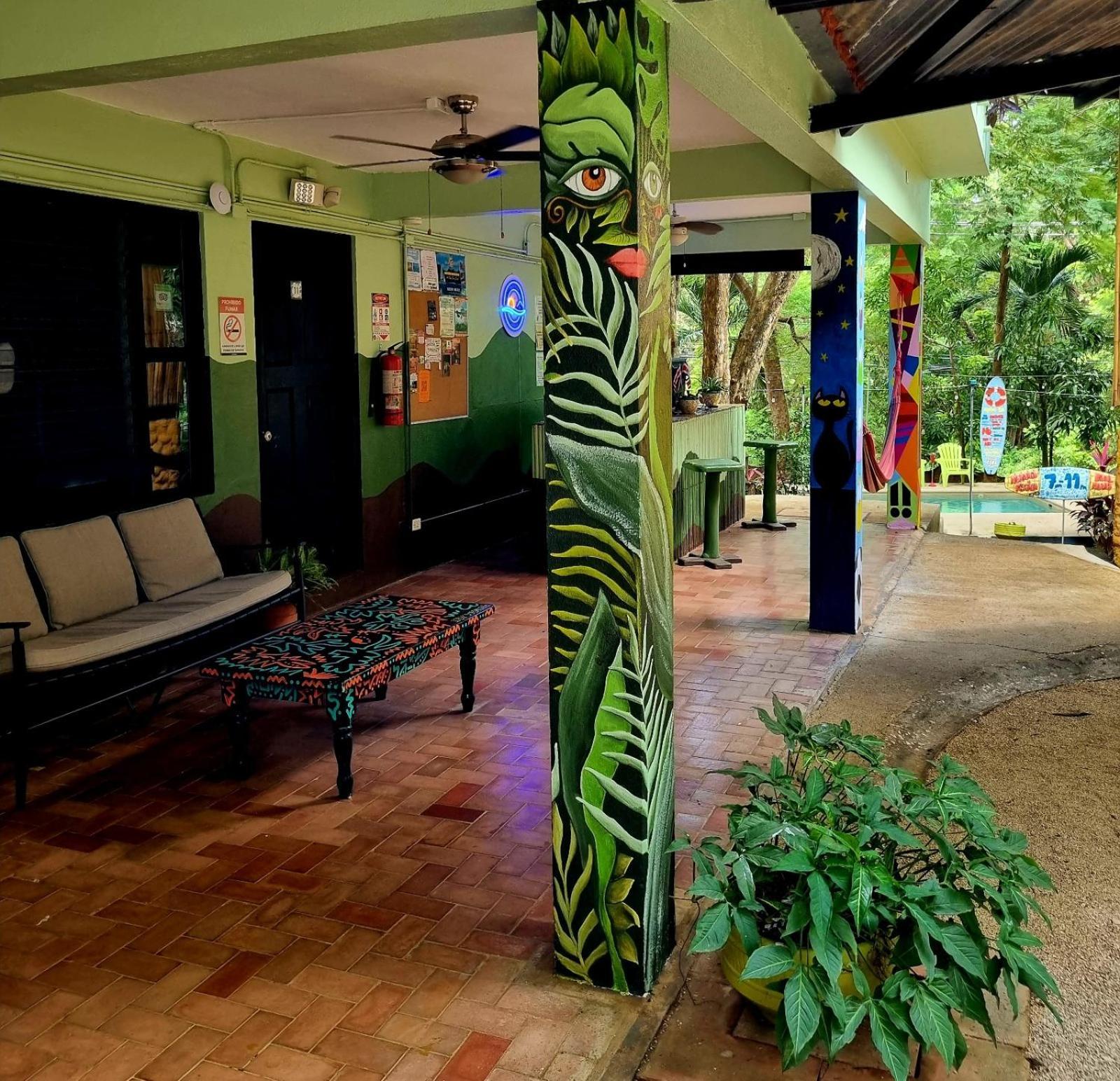 Casa Pura Vida Surf Hostel - Tamarindo Costa Rica Экстерьер фото