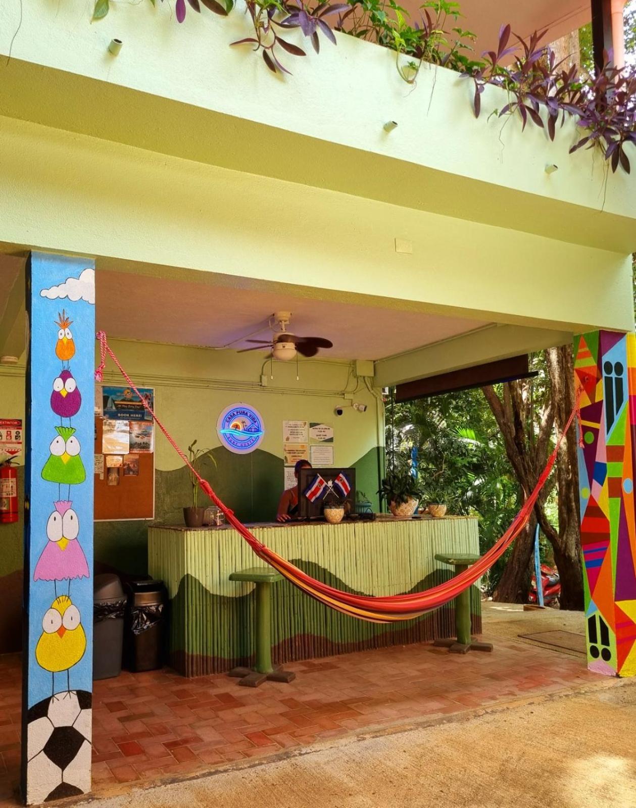 Casa Pura Vida Surf Hostel - Tamarindo Costa Rica Экстерьер фото