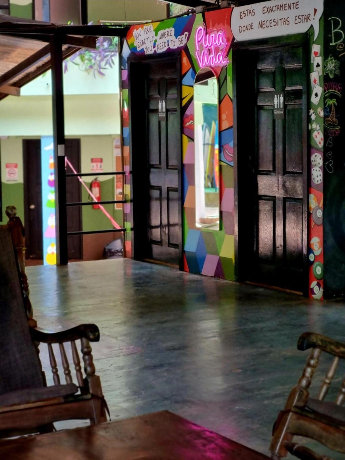 Casa Pura Vida Surf Hostel - Tamarindo Costa Rica Экстерьер фото
