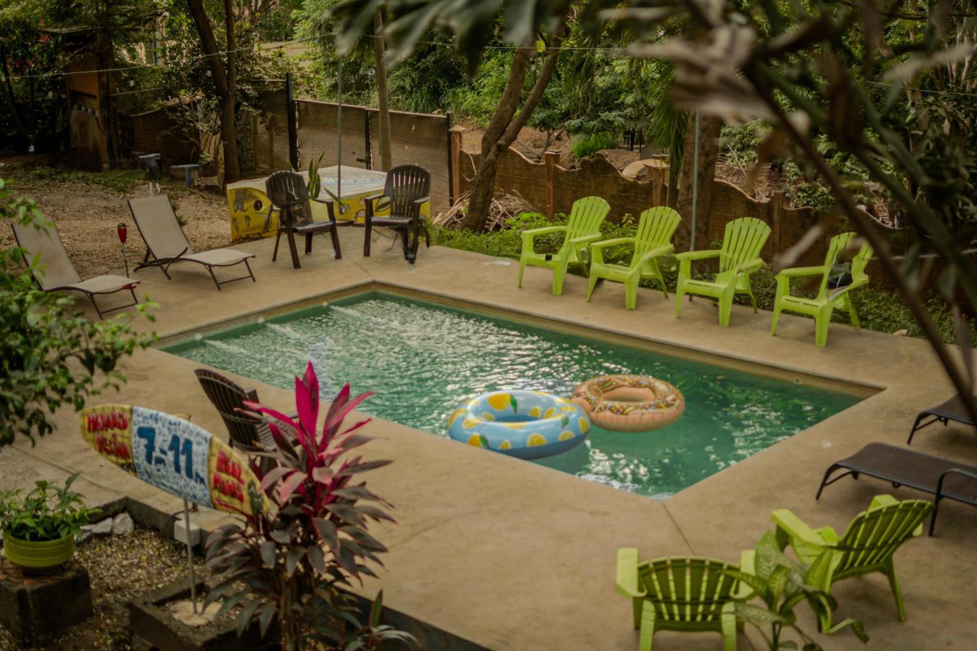 Casa Pura Vida Surf Hostel - Tamarindo Costa Rica Экстерьер фото